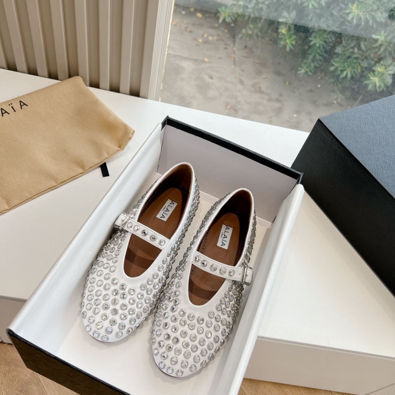 Alaia Flat Shoes
